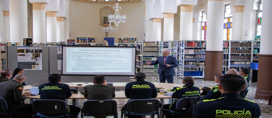 Finaliza con éxito el Curso de Capacitación para Agregados de Policía