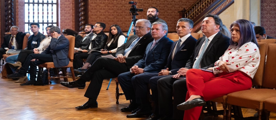 19 firmas interesadas en participar en el proceso licitatorio de pasaportes y visas recibieron anexos que les permitirán presentarse al estudio de mercado