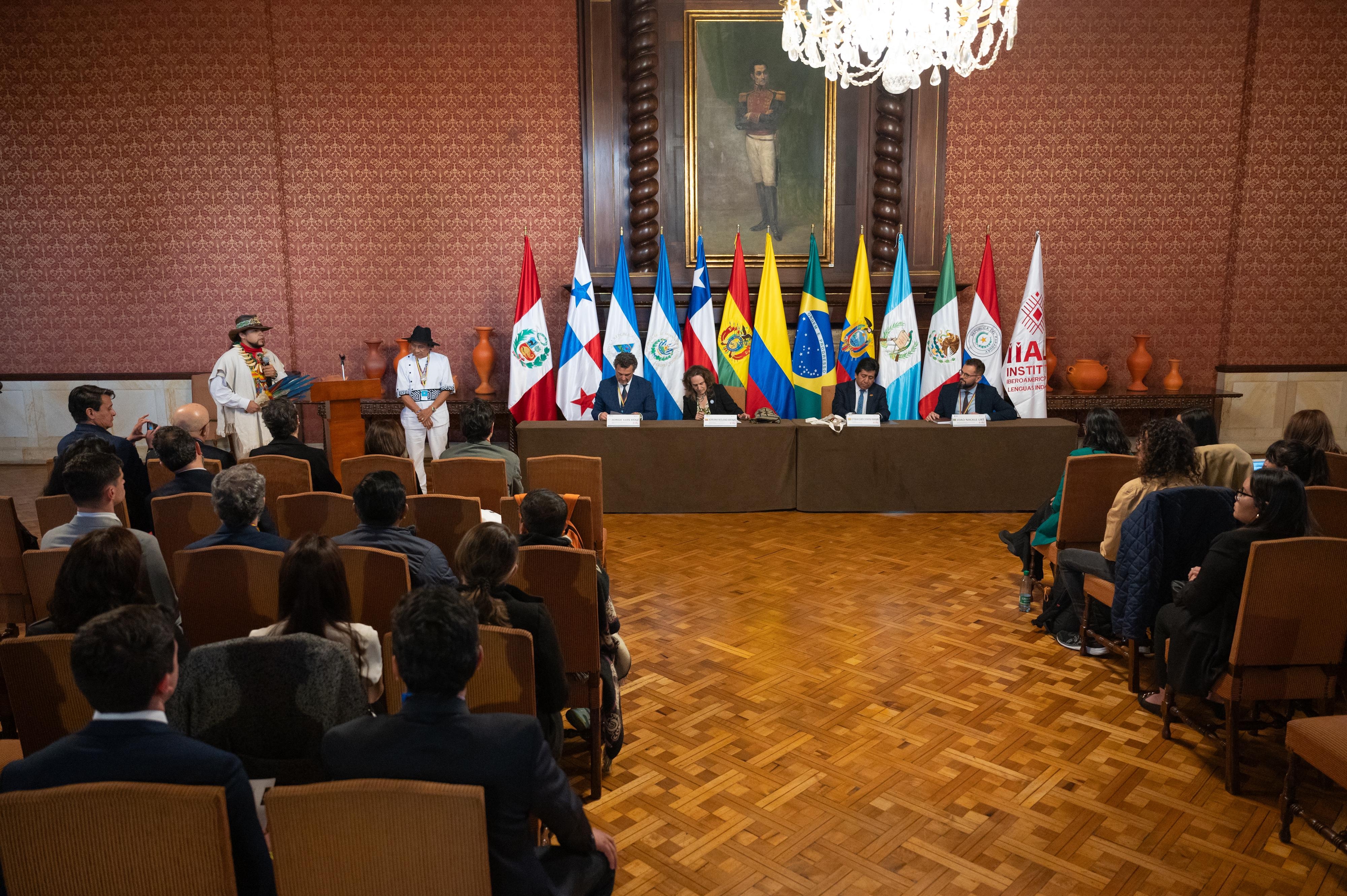 Bolivia le entrega a Colombia la Presidencia Pro Tempore del Instituto Iberoamericano de Lenguas Indígenas - IIALI