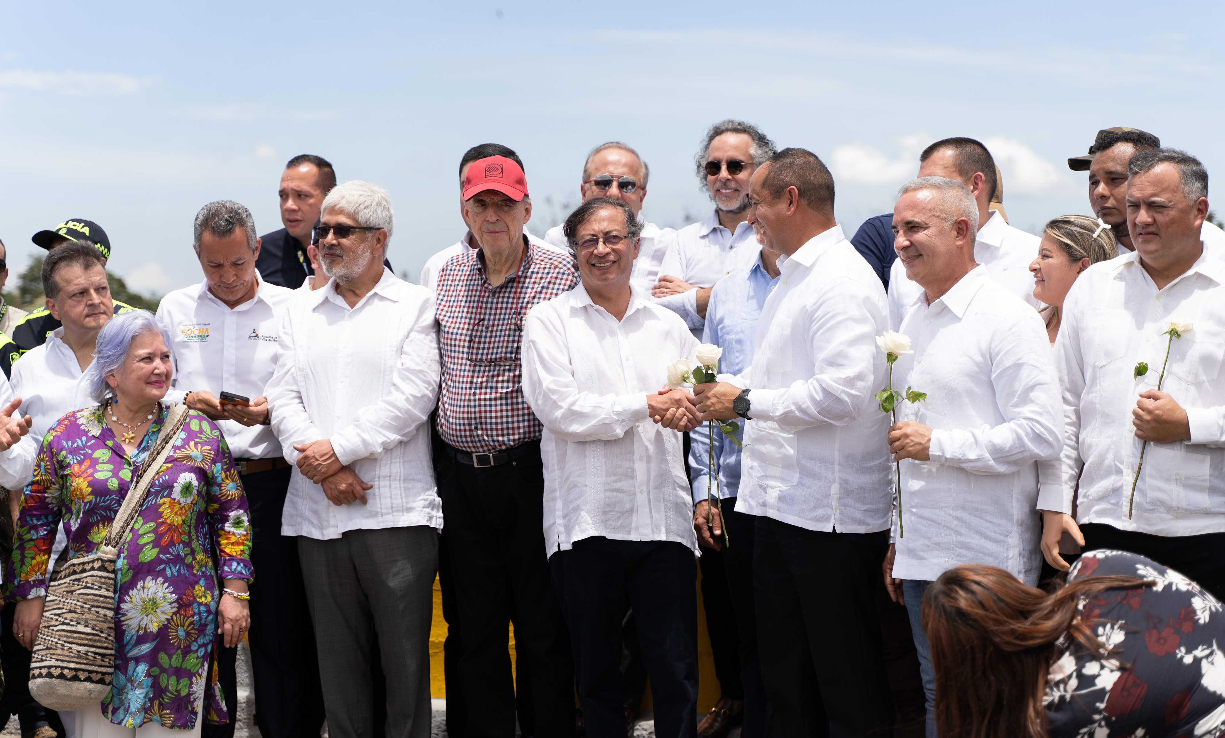 Ministro de Relaciones Exteriores, Álvaro Leyva Durán, participó en el acto de reapertura de frontera con Venezuela, con el Presidente Gustavo Petro