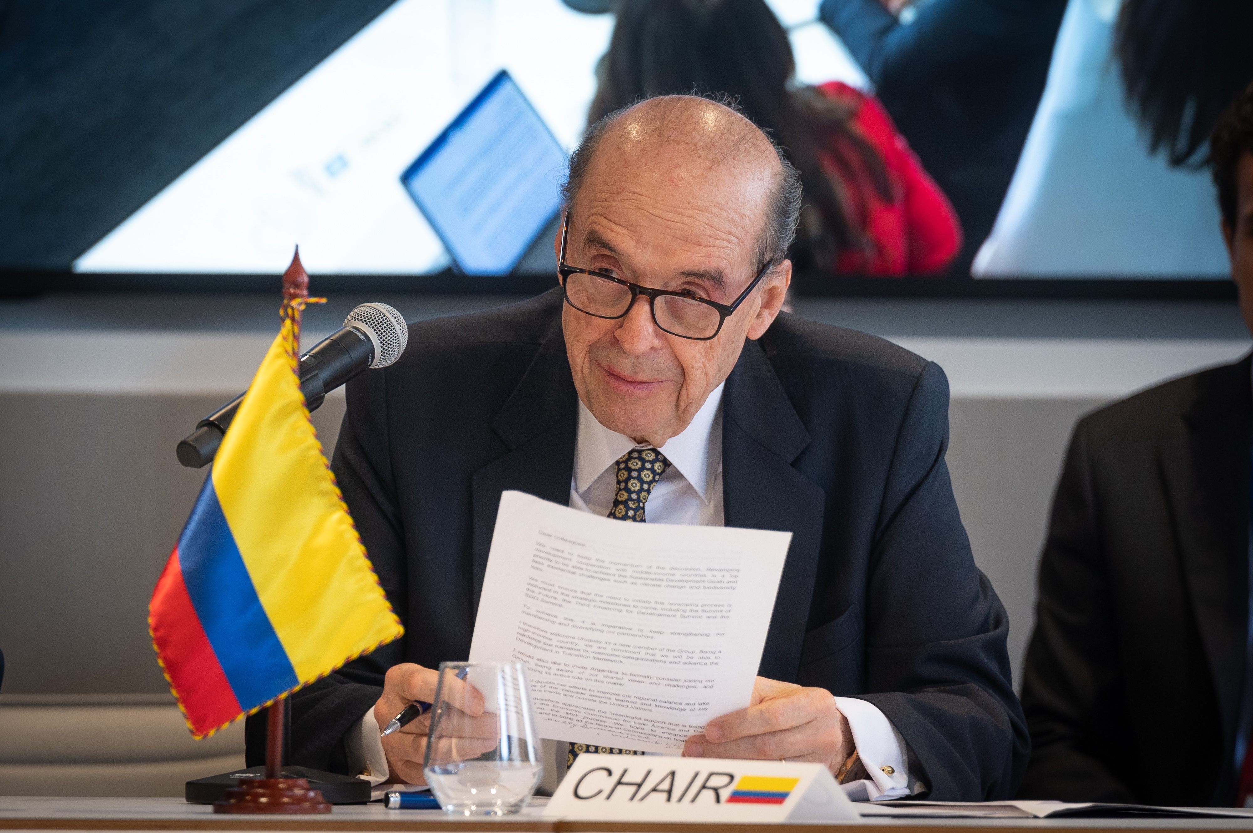 Canciller colombiano presidió la Reunión Ministerial para lograr la sostenibilidad, recuperación y el fomento del desarrollo sostenible del Grupo de Países de Renta Media