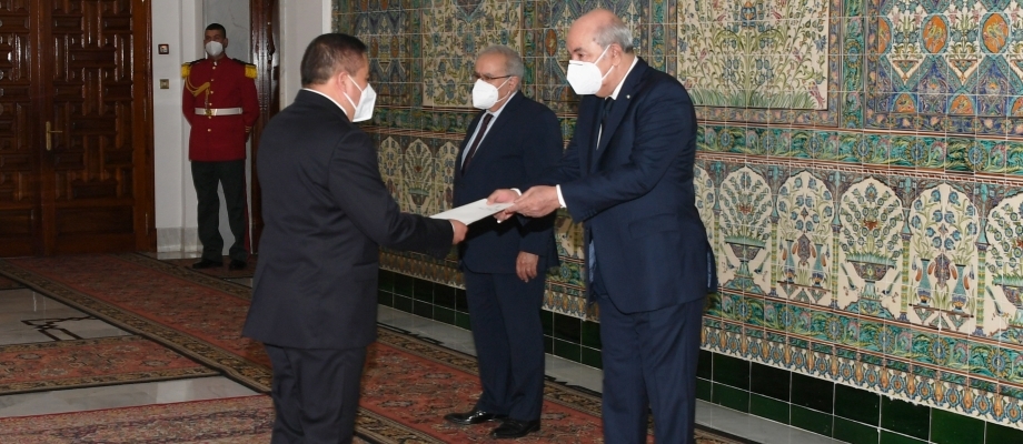 El Embajador José Antonio Solarte Gómez presentó sus cartas credenciales ante el Presidente de la República Argelina, Democrática y Popular, Abdelmadjid Tebboune