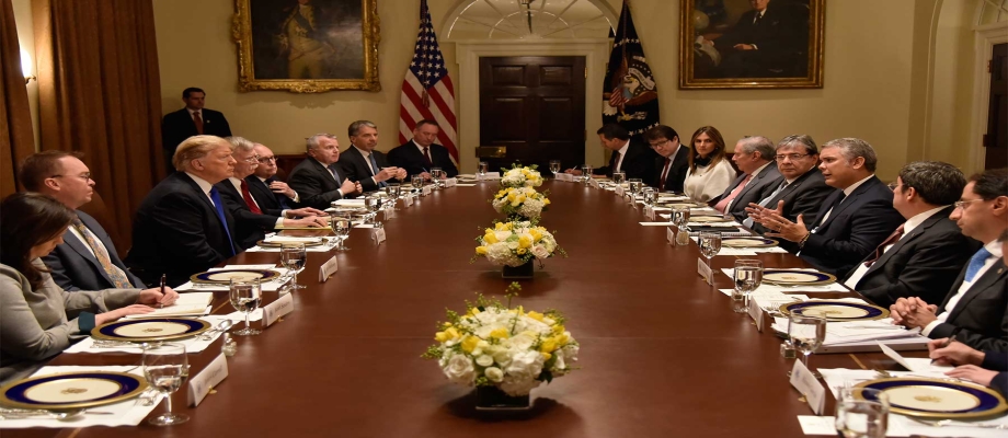 “Queremos trabajar juntos para ponerle fin a esta dictadura que está afectando al pueblo venezolano”: Presidente Iván Duque a su homólogo estadounidense 