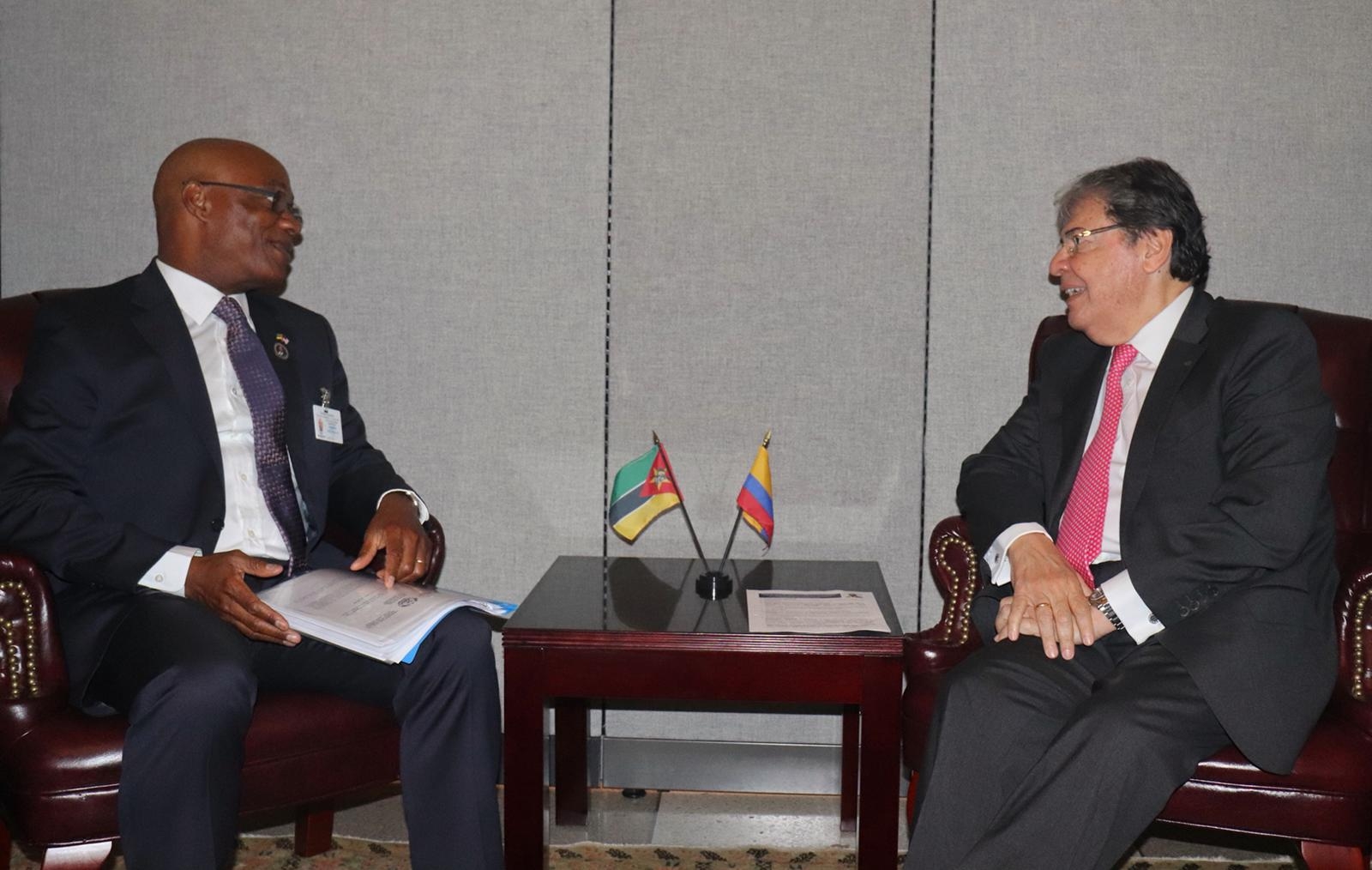 Canciller colombiano se reunió con el Ministro de Relaciones Exteriores de Mozambique