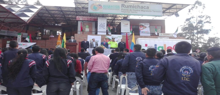 Cancillería participó en la Segunda Feria Binacional Colombia-Ecuador contra la Trata de personas, realizada en el puente internacional de Rumichaca