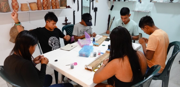 El proyecto para fortalecer la resiliencia y productividad como herramientas de mitigación de la alta tasa de suicidios en jóvenes del Mitú liderado por Cancilleria benefició a 81 jóvenes del municipio