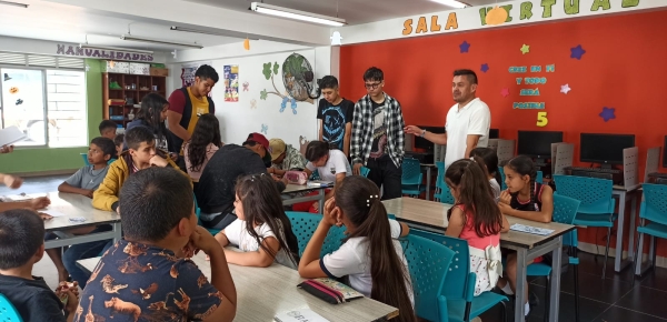 De Argentina para Nariño; de Polonia para Tolima. Jóvenes que participaron en intercambios cultural y deportivo en estos dos países, inician proyectos de réplica en sus comunidades