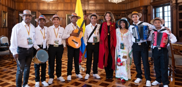 Jóvenes de Paraguachón viajarán a México en un intercambio de Diplomacia Cultural