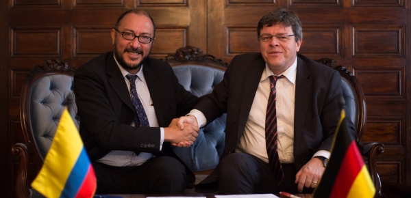 Cancillería, Agencia de Cooperación Técnica Alemana y Fundación Grupo Internacional de Paz desarrollarán programa de fútbol para niños en zonas de frontera
