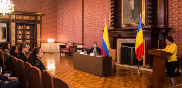 Viceministra de Asuntos Globales del Ministerio de Asuntos Exteriores de Rumania ofreció conferencia sobre la política exterior de su país y las relaciones con Colombia.