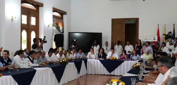 Canciller junto con Ministras de Comercio, Industria y Turismo, Trabajo y la Viceministra de Defensa se reunieron con autoridades locales y departamentales de Norte de Santander