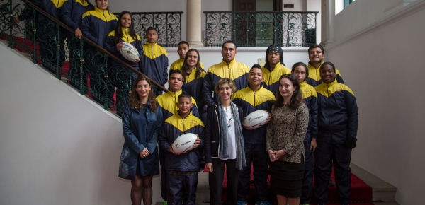 Diplomacia deportiva: doce jóvenes de Apartadó, Buenaventura y Cúcuta participan de intercambio de inglés y rugby en Nueva Zelanda