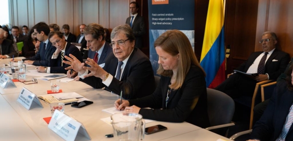 Crisis migratoria es un asunto urgente, no teórico: Canciller Holmes Trujillo en el International Crisis Group