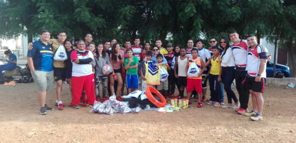 Cancillería entrega implementos deportivos que benefician a 250 jóvenes del programa 'Más niños jugando rugby' en Norte de Santander