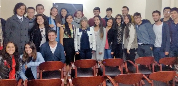 Estudiantes de la Universidad Los Andes visitan la Academia Diplomática 