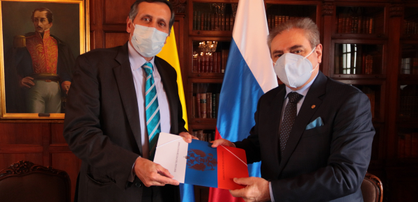 Viceministro de Relaciones Exteriores, Francisco Echeverri, recibió copia de cartas credenciales del nuevo embajador de la Federación de Rusia en Colombia, Nicolay Tavdumadze