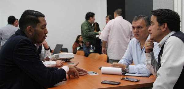 “25% de la población regular venezolana en Antioquia está afiliada al régimen contributivo. Están pagando su salud y este es un indicador muy positivo para el país”, Director para el Desarrollo y la Integración Fronteriza