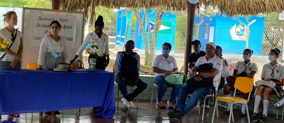 La Cancillería beneficia a estudiantes de los departamentos de Chocó, Vaupés y Vichada con la entrega de mobiliario escolar
